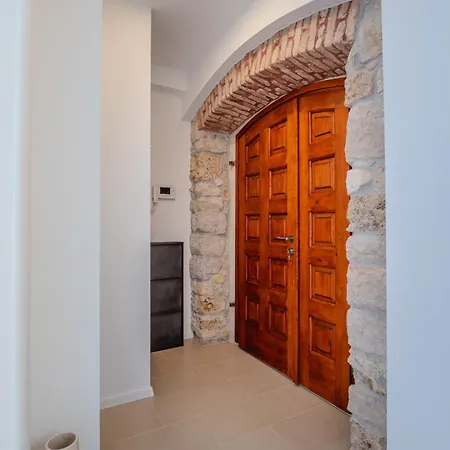 Apartment Opus *